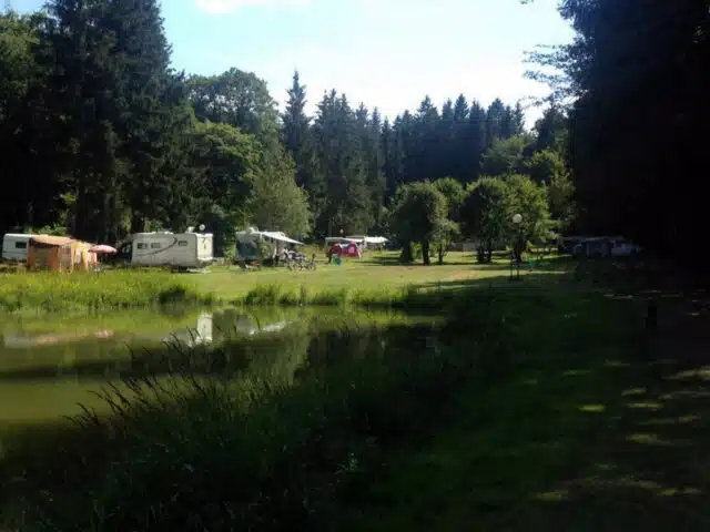 emplacements-bord-etang